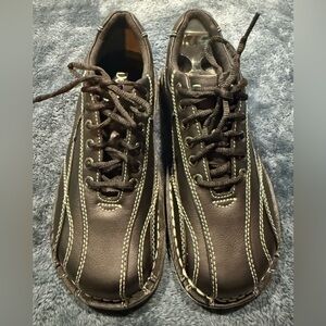Dexter Men’s leather bowling shoes size 7.5 pre-owned in excellent condition
